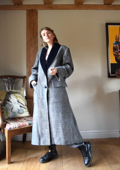 Laura Ashley Welsh Tweed and Velvet Coat. Medium - Image 4