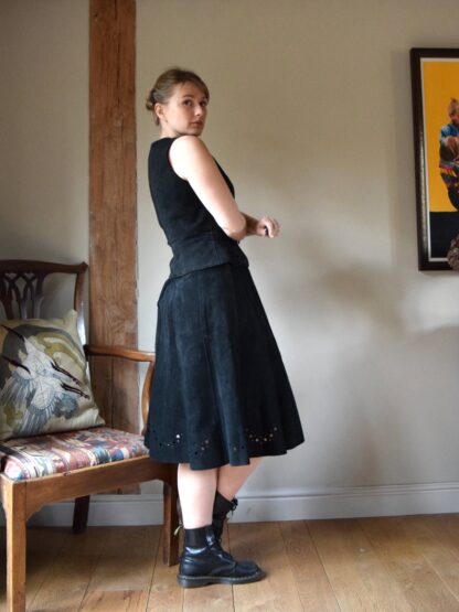 70s Suede Waistcoat and Skirt Set. Size Small - Image 3